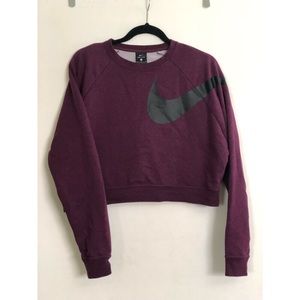 Nike cropped crew neck 💛